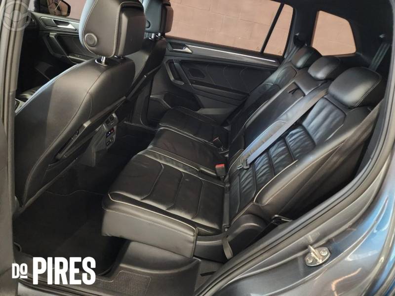 VOLKSWAGEN - TIGUAN 2.0 ALLSPACE R-LINE 350 TSI 4X4 4P - 2018/2018 - CINZA - R$ 148.900,00