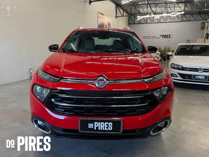 FIAT - TORO 2.0 16V TURBO DIESEL VOLCANO 4WD AUTOMÁTICO - 2016/2017 - VERMELHA - R$ 97.900,00