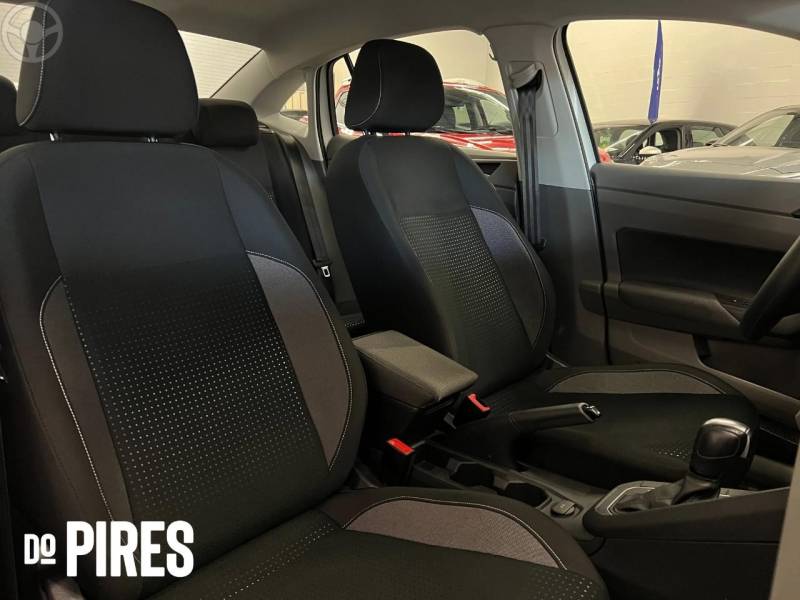 VOLKSWAGEN - VIRTUS 1.0 200 TSI COMFORTLINE AUTOMÁTICO - 2022/2022 - BRANCA - R$ 88.900,00
