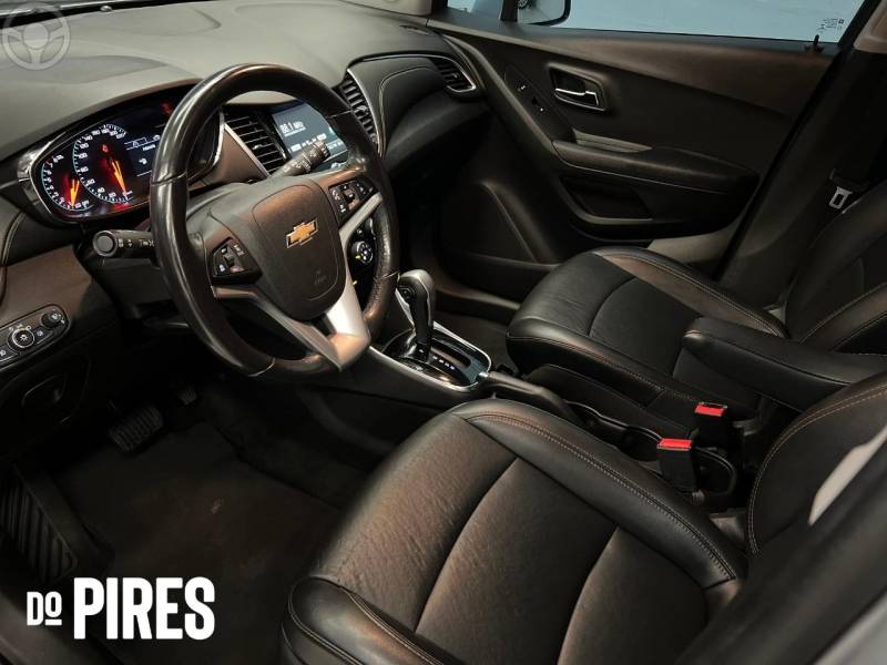 CHEVROLET - TRACKER 1.4 16V PREMIER TURBO FLEX 4P AUTOMÁTICO - 2018/2019 - PRATA - R$ 91.900,00