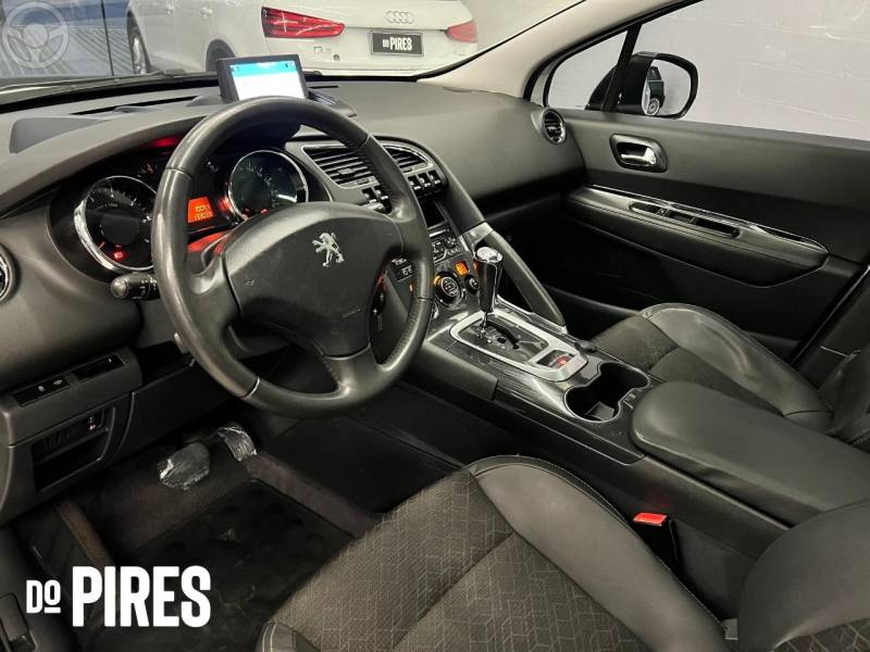 PEUGEOT - 3008 1.6 GRIFFE THP 16V 4P AUTOMÁTICO - 2014/2015 - BRANCA - R$ 57.900,00