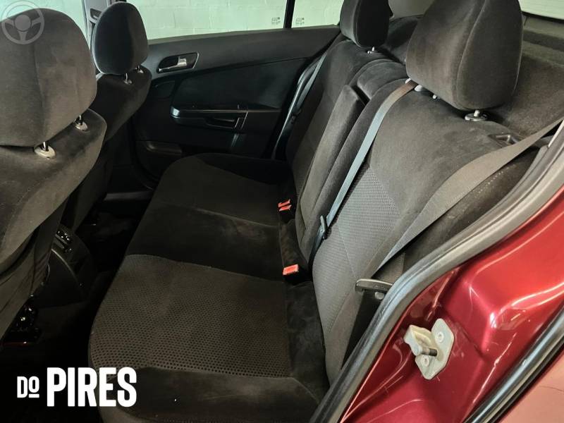CHEVROLET - VECTRA 2.0 MPFI GT HATCH 8V FLEX 4P MANUAL - 2008/2008 - VERMELHA - R$ 34.900,00