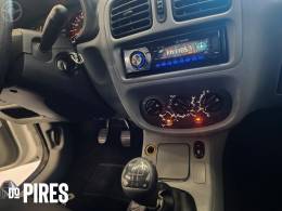 RENAULT - CLIO 1.0 16V FLEX 4P MANUAL - 2012/2012 - BRANCA - R$ 28.900,00