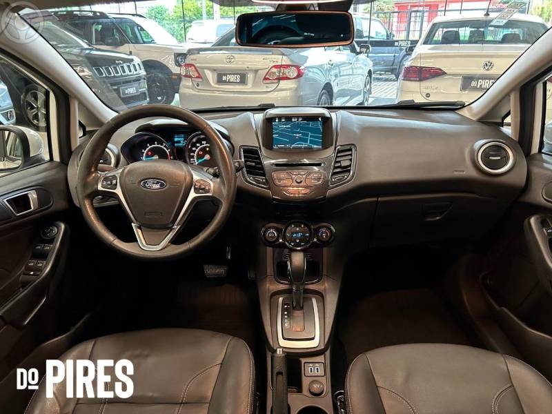 FORD - FIESTA 1.6 TITANIUM HATCH 16V FLEX 4P AUTOMÁTICO - 2018/2018 - BRANCA - R$ 61.900,00