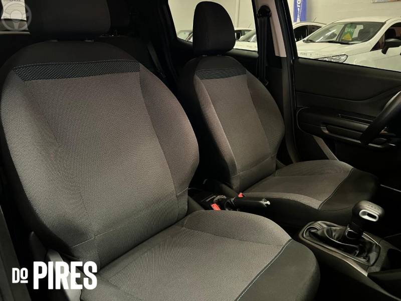 CITROËN - C3 1.6 LIVE PACK 16V FLEX 4P AUTOMÁTICO - 2023/2024 - CINZA - R$ 73.900,00