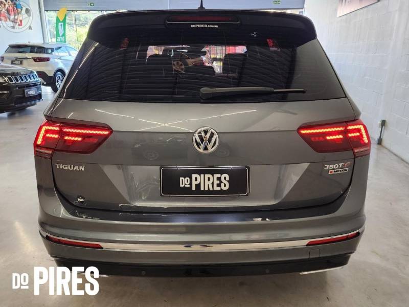 VOLKSWAGEN - TIGUAN 2.0 ALLSPACE R-LINE 350 TSI 4X4 4P - 2018/2018 - CINZA - R$ 145.900,00