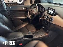 MERCEDES-BENZ - B 200 1.6 TURBO 4P AUTOMÁTICO - 2012/2013 - PRATA - R$ 67.900,00