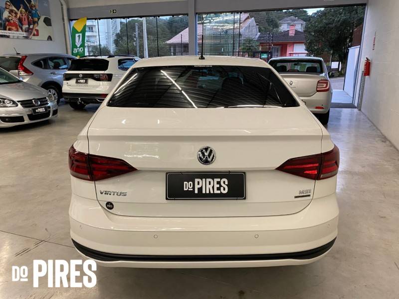 VOLKSWAGEN - VIRTUS - 2019/2020 - Branca - R$ 72.900,00