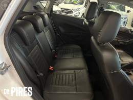 FORD - FIESTA 1.6 TITANIUM HATCH 16V FLEX 4P AUTOMÁTICO - 2018/2018 - BRANCA - R$ 61.900,00