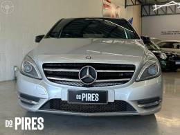 MERCEDES-BENZ - B 200 1.6 TURBO 4P AUTOMÁTICO - 2012/2013 - PRATA - R$ 67.900,00