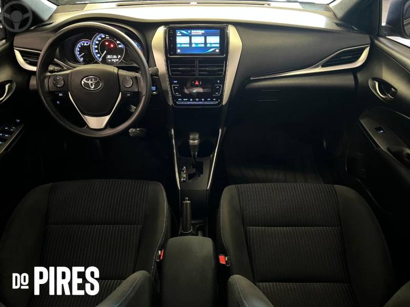 TOYOTA - YARIS 1.5 16V XL PLUS TECH FLEX AUTOMÁTICO - 2021/2022 - CINZA - R$ 84.900,00