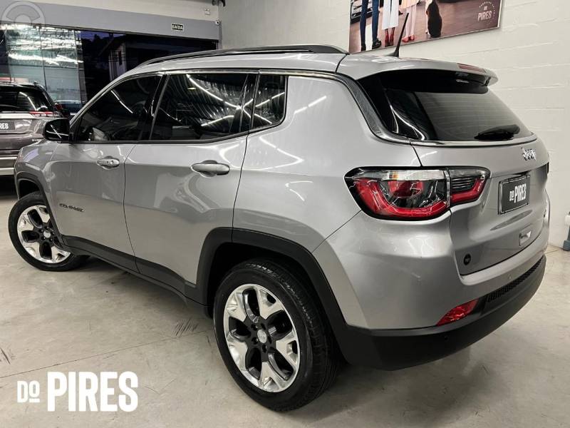JEEP - COMPASS 2.0 16V FLEX LONGITUDE AUTOMÁTICO - 2018/2019 - PRATA - R$ 96.900,00