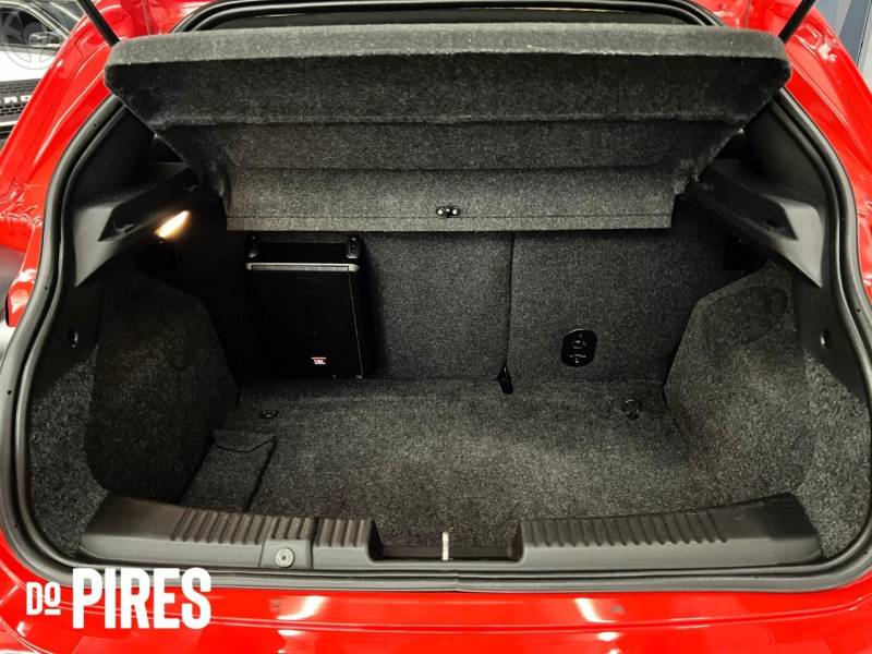 FIAT - BRAVO 1.8 SPORTING 16V FLEX 4P MANUAL - 2015/2016 - VERMELHA - R$ 62.500,00