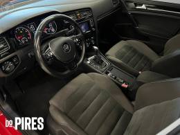 VOLKSWAGEN - GOLF 1.4 TSI HIGHLINE 16V 4P AUTOMÁTICO - 2013/2014 - VERMELHA - R$ 81.900,00