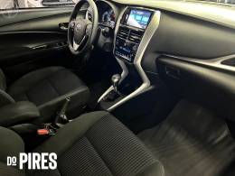 TOYOTA - YARIS 1.5 16V XL PLUS TECH FLEX AUTOMÁTICO - 2021/2022 - CINZA - R$ 84.900,00