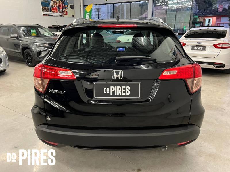 HONDA - HR-V - 2016/2017 - Preta - R$ 96.900,00