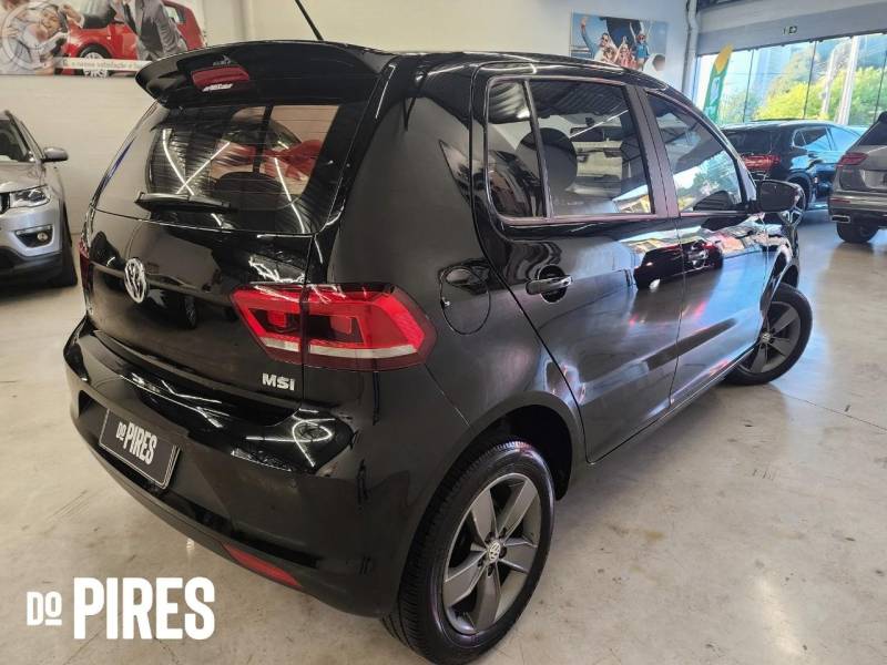 VOLKSWAGEN - FOX 1.6 MSI RUN 8V FLEX 4P MANUAL - 2017/2017 - PRETA - R$ 54.900,00