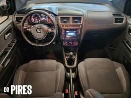 VOLKSWAGEN - FOX 1.6 MSI RUN 8V FLEX 4P MANUAL - 2017/2017 - PRETA - R$ 52.900,00