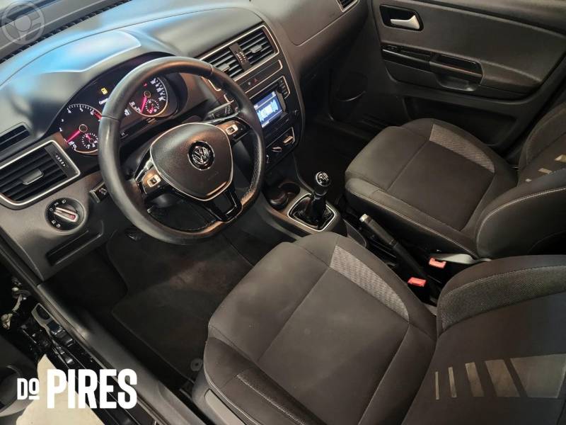 VOLKSWAGEN - FOX 1.6 MSI RUN 8V FLEX 4P MANUAL - 2017/2017 - PRETA - R$ 54.900,00