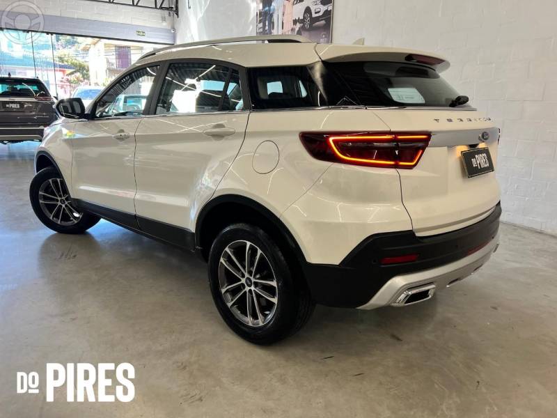 FORD - TERRITORY 1.5 GTDI ECOBOOST SEL 16V 4P AUTOMÁTICO - 2020/2021 - BRANCA - R$ 119.900,00
