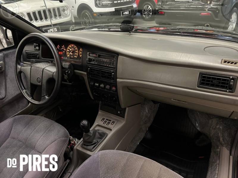 VOLKSWAGEN - SANTANA 2.0 GLSI 8V 4P MANUAL - 1993/1993 - VERMELHA - R$ 64.900,00