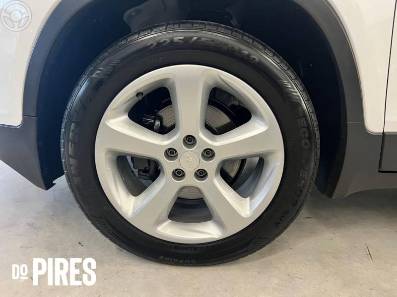CHEVROLET - TRACKER 1.8 MPFI LTZ 4X2 16V FLEX 4P AUTOMÁTICO - 2014/2015 - BRANCA - R$ 72.900,00