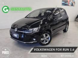 VOLKSWAGEN - FOX 1.6 MSI RUN 8V FLEX 4P MANUAL - 2017/2017 - PRETA - R$ 54.900,00