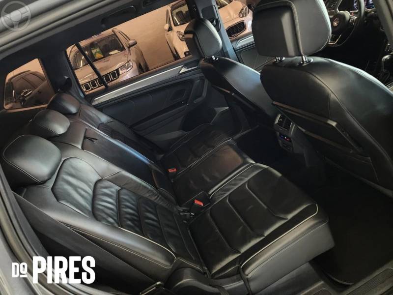 VOLKSWAGEN - TIGUAN 2.0 ALLSPACE R-LINE 350 TSI 4X4 4P - 2018/2018 - CINZA - R$ 145.900,00