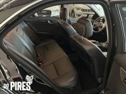 MERCEDES-BENZ - C 200 1.8 CGI AVANTGARDE 16V 4P AUTOMÁTICO - 2014/2014 - PRETA - R$ 84.900,00