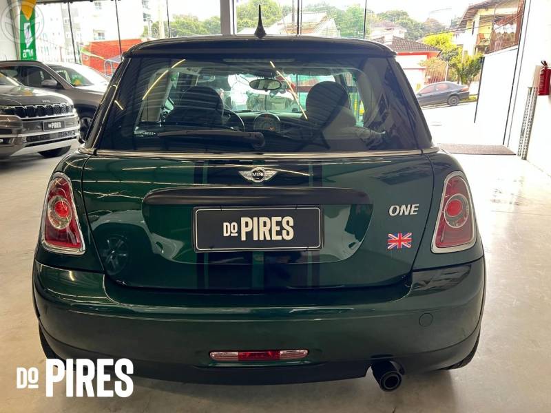 MINI - COOPER 1.6 ONE 16V 2P MANUAL - 2013/2013 - VERDE - R$ 57.900,00
