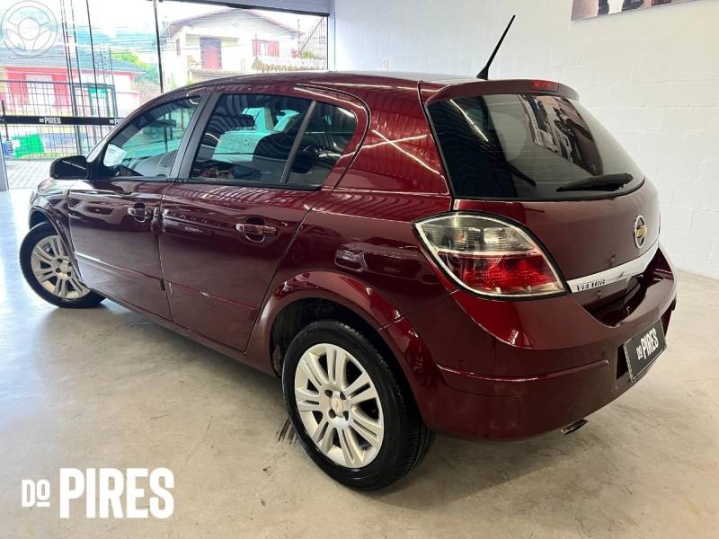 CHEVROLET - VECTRA 2.0 MPFI GT HATCH 8V FLEX 4P MANUAL - 2008/2008 - VERMELHA - R$ 34.900,00