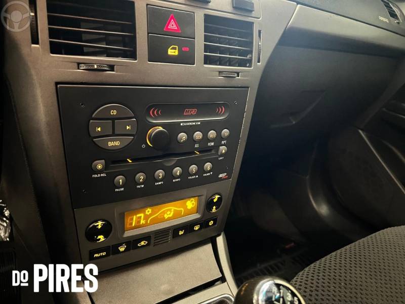 CHEVROLET - VECTRA 2.0 MPFI GT HATCH 8V FLEX 4P MANUAL - 2008/2008 - VERMELHA - R$ 34.900,00