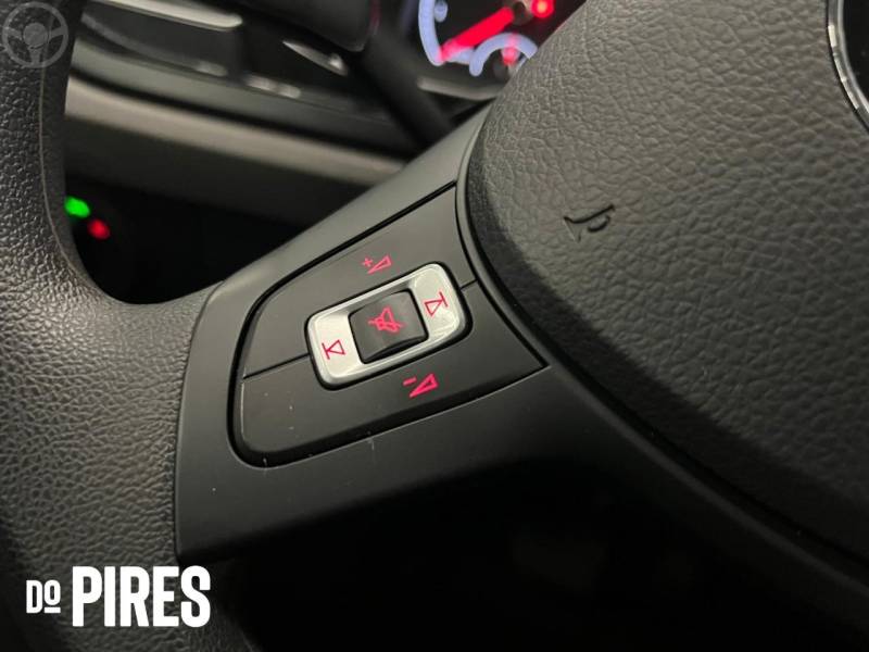 VOLKSWAGEN - VIRTUS 1.0 200 TSI COMFORTLINE AUTOMÁTICO - 2022/2022 - BRANCA - R$ 88.900,00