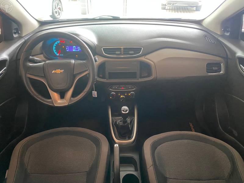 CHEVROLET - PRISMA 1.4 MPFI LT 8V FLEX 4P MANUAL - 2015/2015 - VERMELHA - R$ 52.900,00