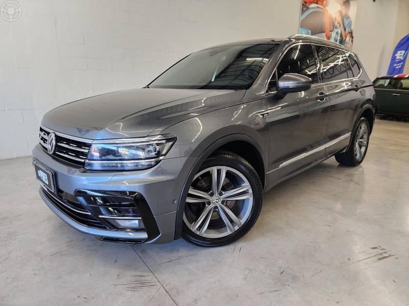 VOLKSWAGEN - TIGUAN 2.0 ALLSPACE R-LINE 350 TSI 4X4 4P - 2018/2018 - CINZA - R$ 149.900,00