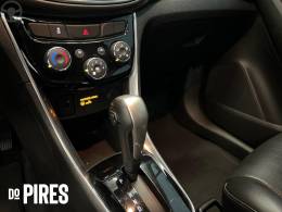 CHEVROLET - TRACKER 1.4 16V PREMIER TURBO FLEX 4P AUTOMÁTICO - 2018/2019 - PRATA - R$ 91.900,00