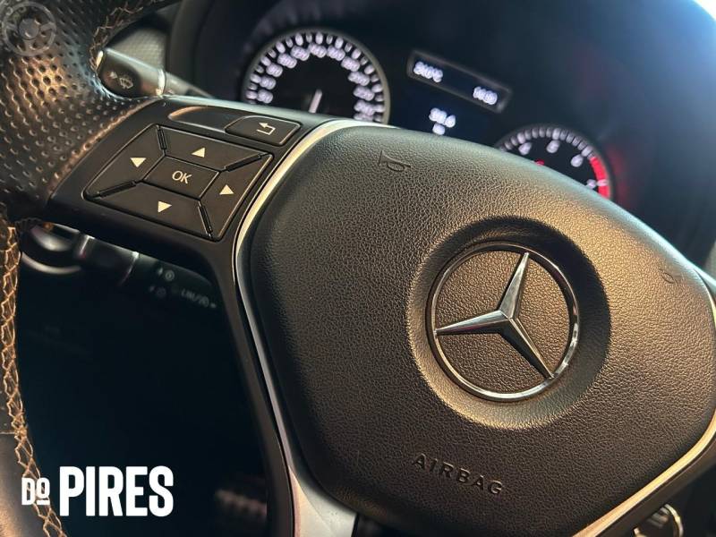 MERCEDES-BENZ - B 200 1.6 TURBO 4P AUTOMÁTICO - 2012/2013 - PRATA - R$ 67.900,00