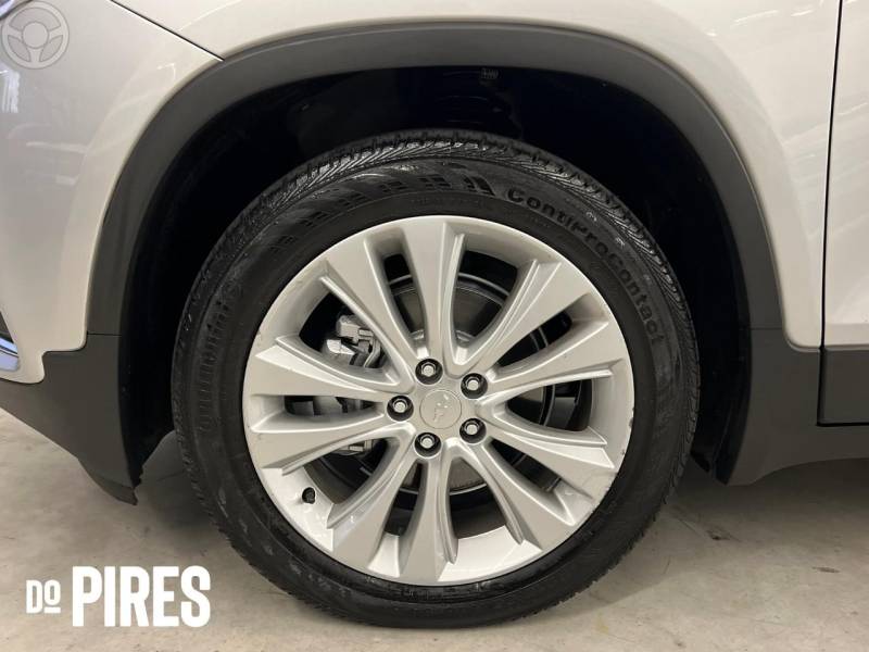 CHEVROLET - TRACKER 1.4 16V PREMIER TURBO FLEX 4P AUTOMÁTICO - 2018/2019 - PRATA - R$ 91.900,00