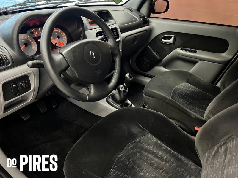 RENAULT - CLIO 1.6 PRIVILÉGE SEDAN 16V 4P MANUAL - 2008/2009 - PRATA - R$ 29.900,00