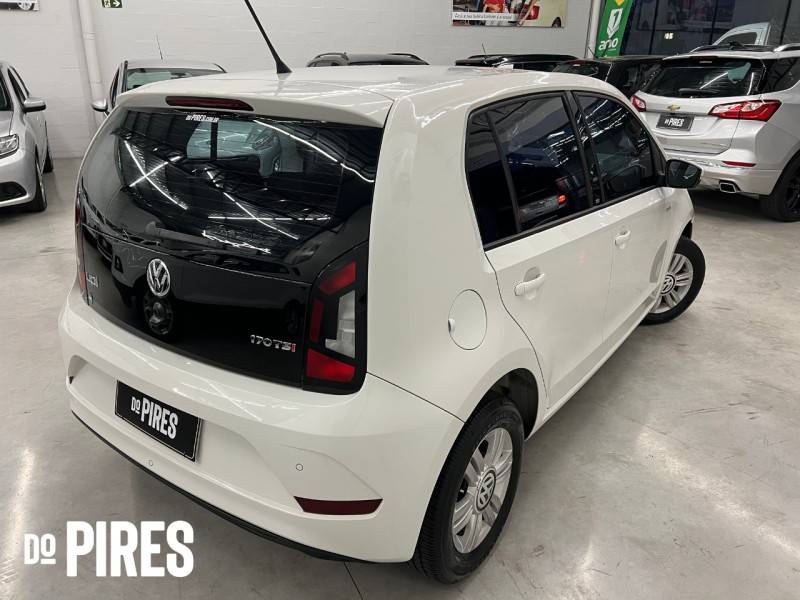 VOLKSWAGEN - UP - 2018/2019 - Branca - R$ 63.900,00