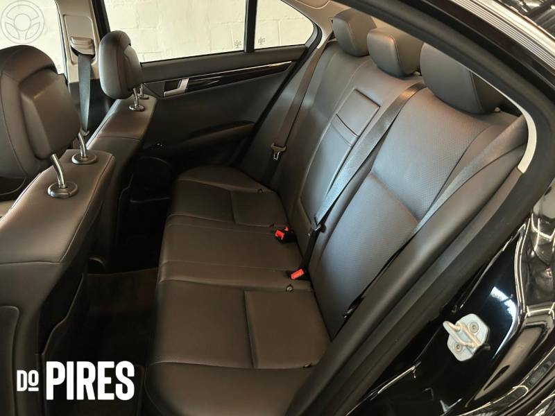 MERCEDES-BENZ - C 200 1.8 CGI AVANTGARDE 16V 4P AUTOMÁTICO - 2014/2014 - PRETA - R$ 84.900,00