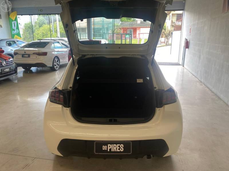 PEUGEOT - 208 1.6 ACTIVE 16V FLEX 4P AUTOMÁTICO - 2023/2023 - BRANCA - R$ 74.900,00