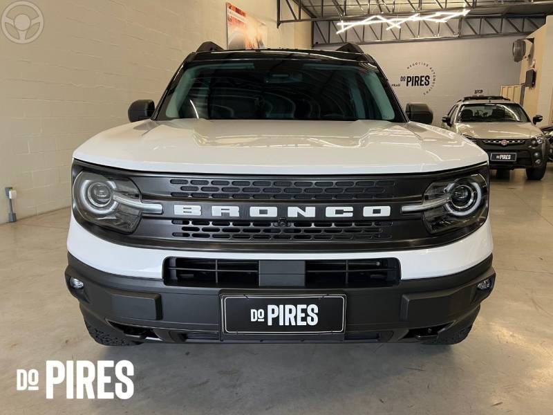 FORD - BRONCO 2.0 SPORT WILDTRACK ECOBOOST 16V TURBO 4P AUTOMÁTICA - 2021/2021 - BRANCA - R$ 174.900,00