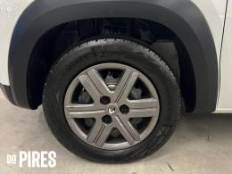 RENAULT - KWID 1.0 12V SCE FLEX ZEN MANUAL - 2022/2023 - BRANCA - R$ 49.900,00