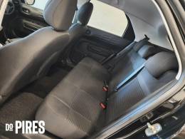 CITROËN - C4 CACTUS 1.6 VTI FEEL FLEX 4P AUTOMATICO - 2020/2021 - PRETA - R$ 73.900,00