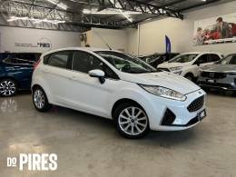 FORD - FIESTA 1.6 TITANIUM HATCH 16V FLEX 4P AUTOMÁTICO - 2018/2018 - BRANCA - R$ 61.900,00