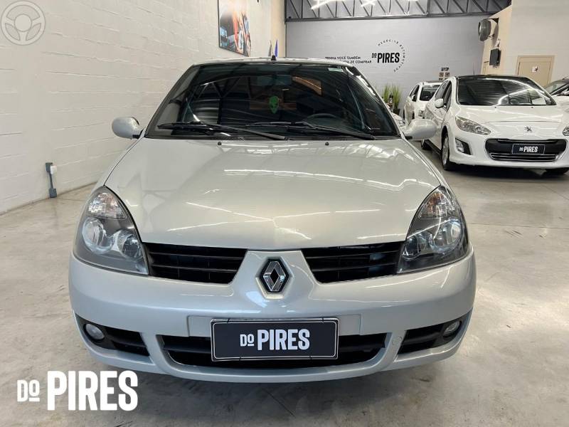 RENAULT - CLIO 1.6 PRIVILÉGE SEDAN 16V 4P MANUAL - 2008/2009 - PRATA - R$ 29.900,00