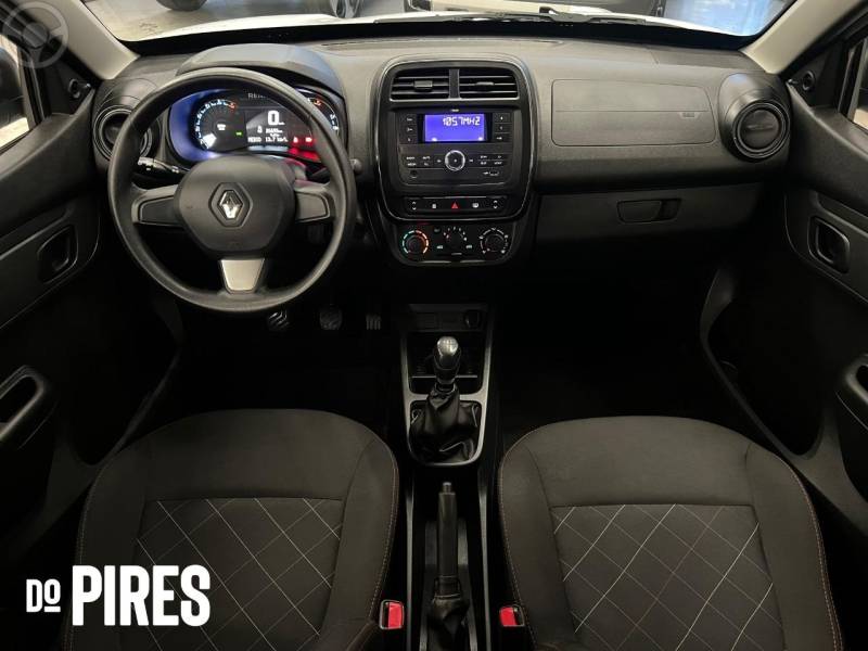 RENAULT - KWID 1.0 12V SCE FLEX ZEN MANUAL - 2022/2023 - BRANCA - R$ 49.900,00