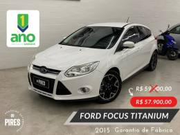 FORD - FOCUS - 2014/2015 - Branca - R$ 59.900,00