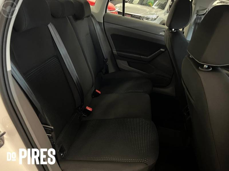 VOLKSWAGEN - VIRTUS 1.0 200 TSI COMFORTLINE AUTOMÁTICO - 2022/2022 - BRANCA - R$ 88.900,00